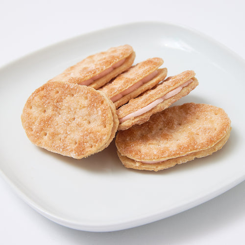 カレンズベーカリー　デニッシュパイ　ストロベリーバニラクリーム